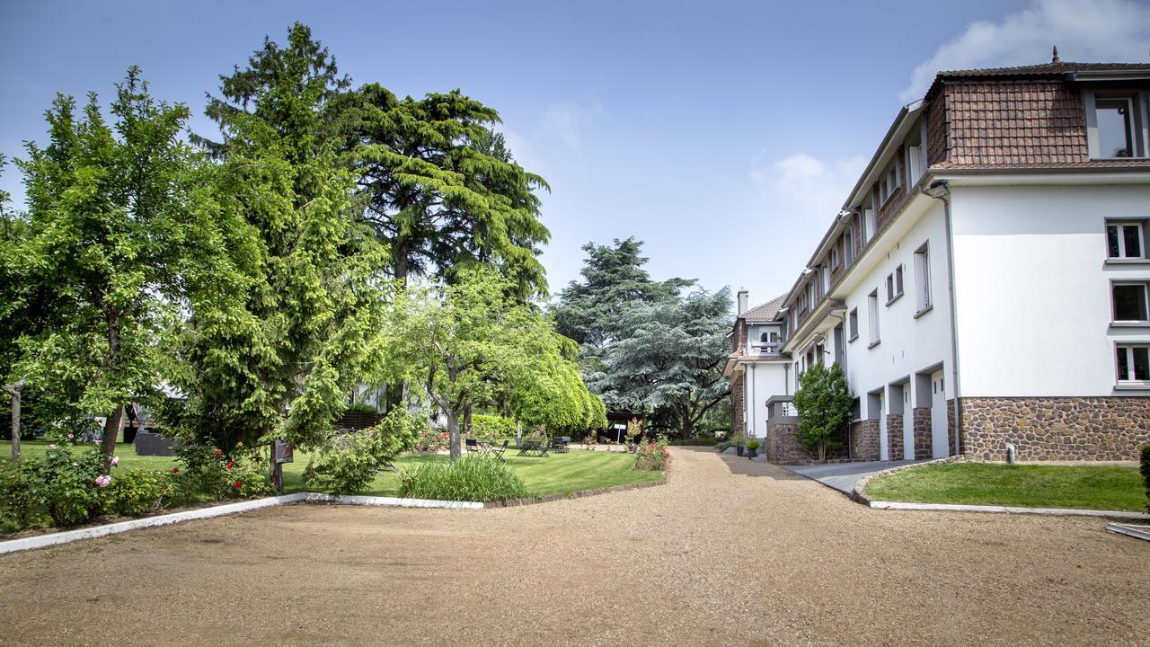 Hotel De La Pommeraie Le Mans Exterior foto